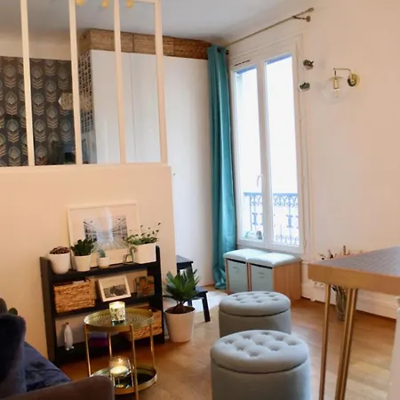 Bright And Comfortable Studio In Montmartre * Parigi